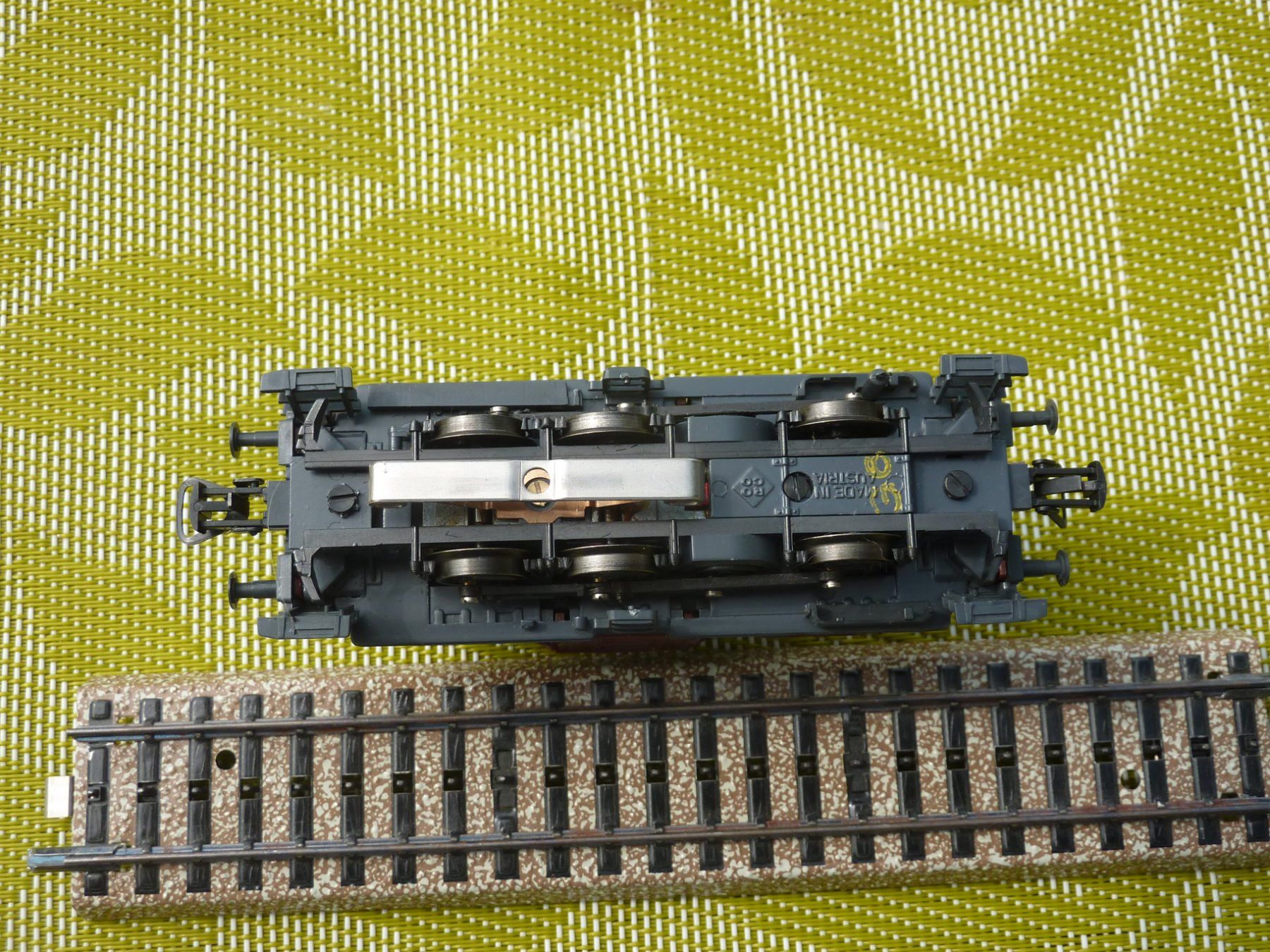 Roco Modellini di ferrovie: Roco Ee 3/3 HO (B) – Usato da Gelfingen venduto da btrottmann 6