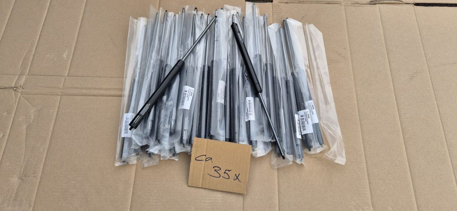 Accessori per altri veicoli: Stossdämpfer / Gasdeuckfeder – Nuovo (secondo la descrizione) da Geuensee venduto da Pipapaguigrafo 7