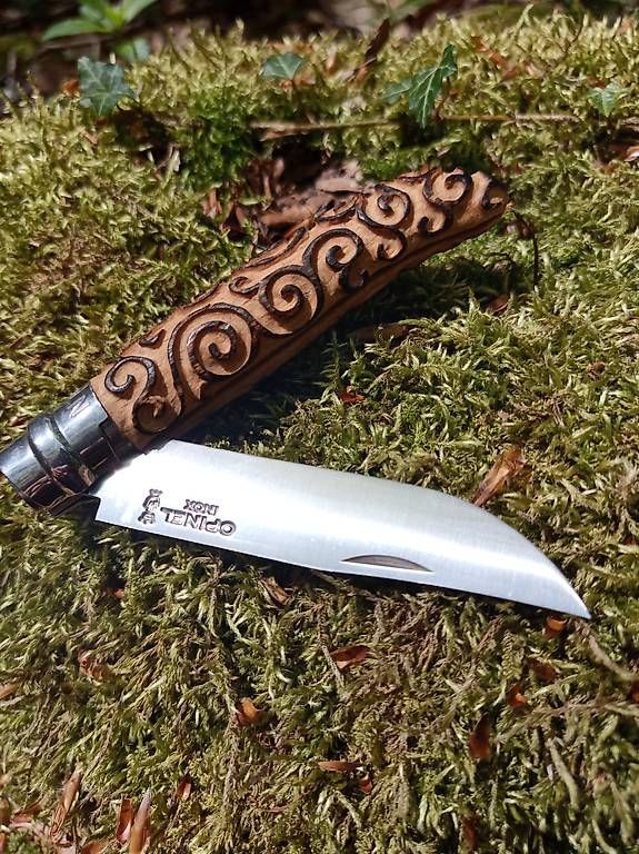 Opinel Accessori: Opinel au manche finement sculpté – Nuovo (secondo la descrizione) da vevey venduto da Matatya 1