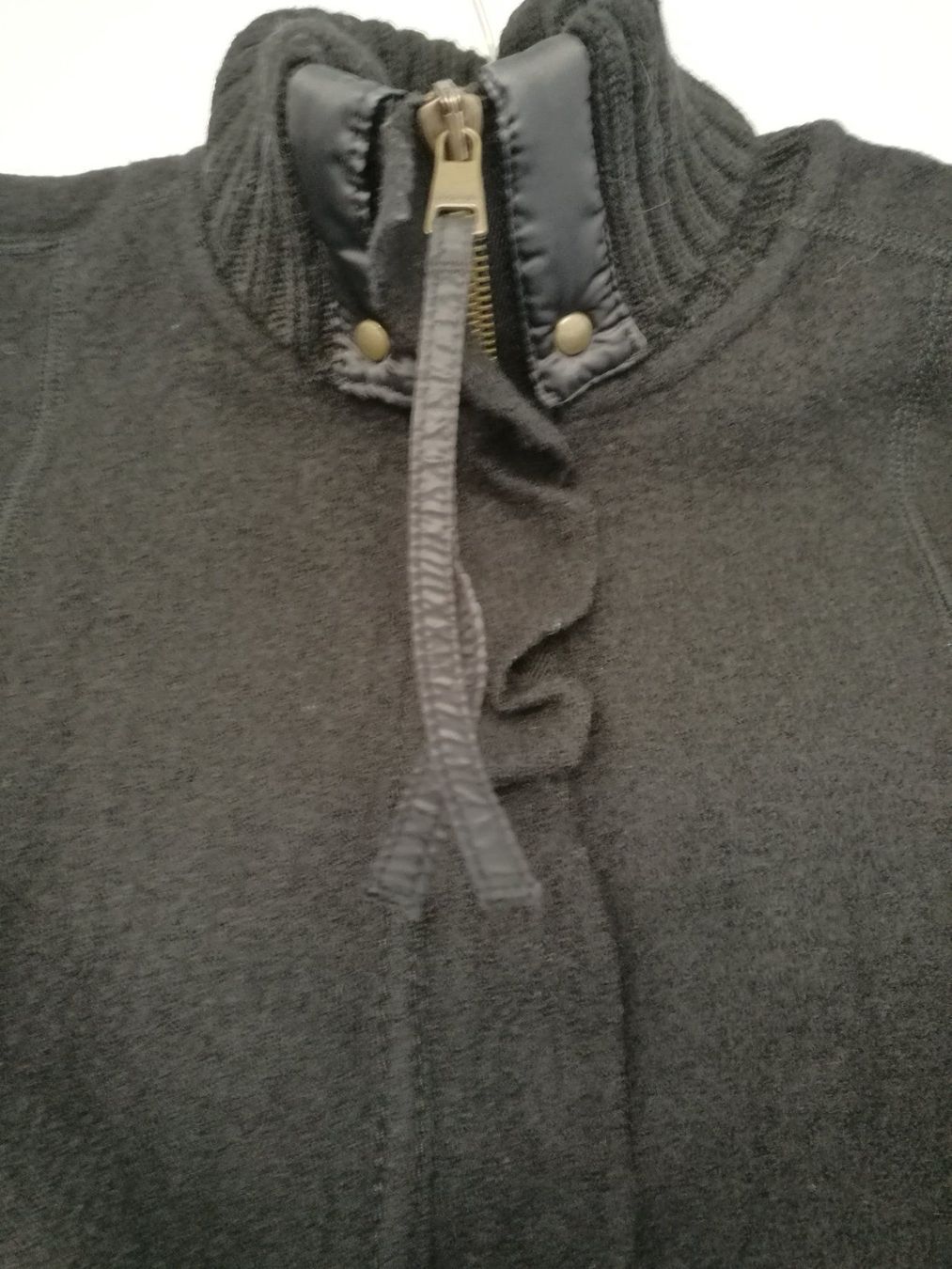 Marc Cain Maglioni & Felpe: Marc Cain Cropped Pullover / Jäckchen 34 – Usato da Bern venduto da M.J.R. 2