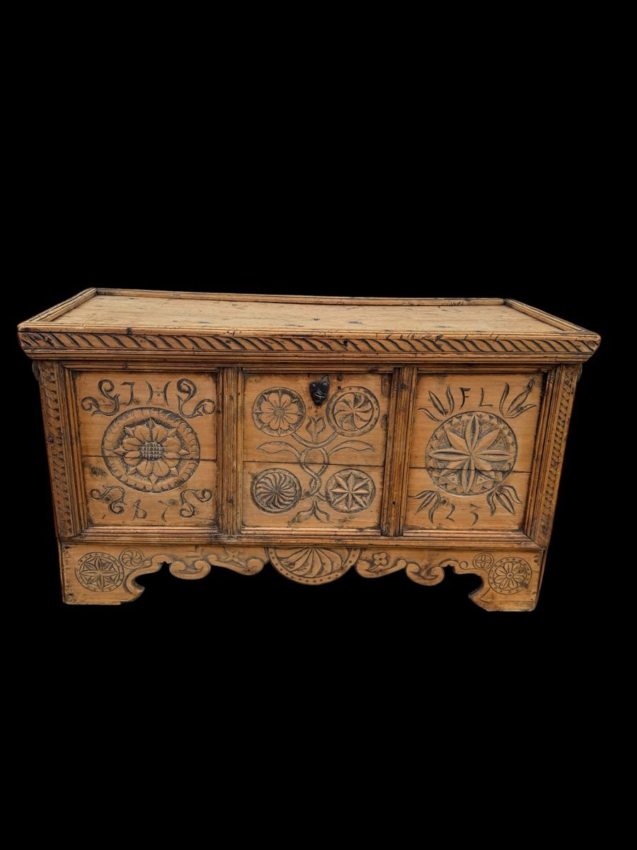 Cassapanche: Originale Engadiner Arventruhe, datiert 1723 – Usato da Ottikon venduto da san_w99n
