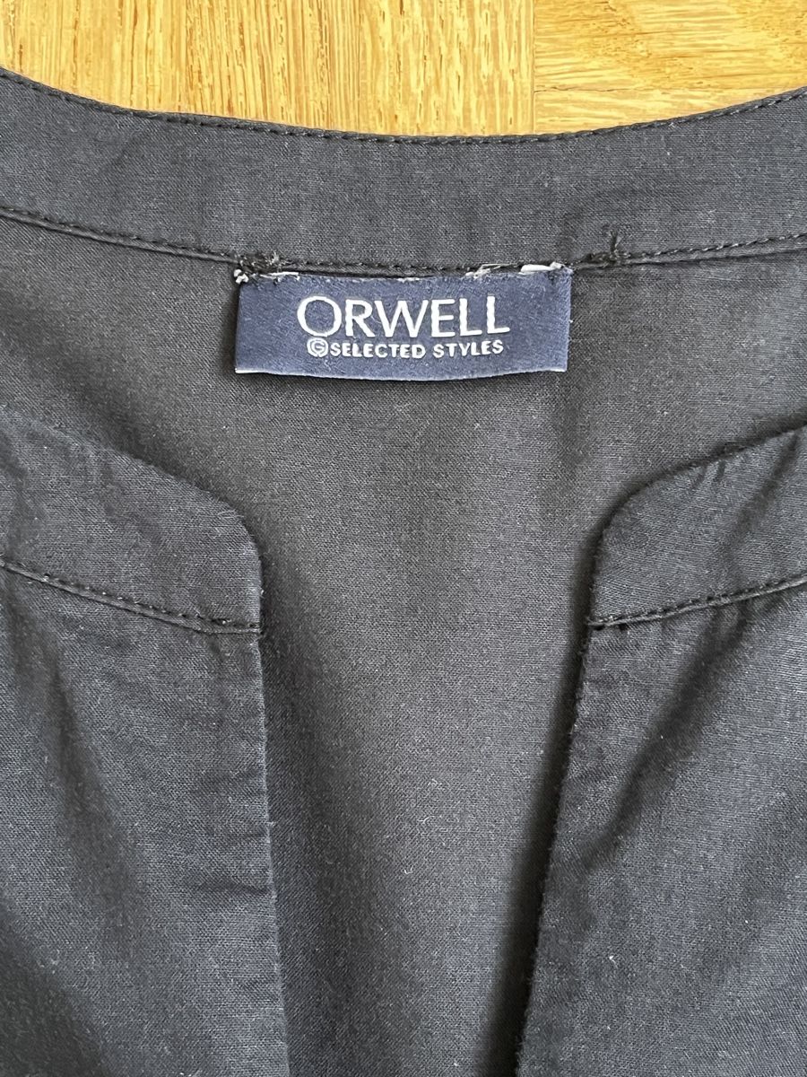 Tuniche: Orwell Tunikabluse mit Häkelspitze Gr. M – Usato da Zürich venduto da Kleanthy 2