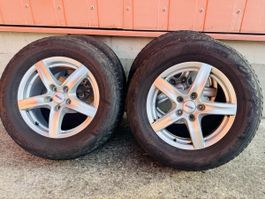 Alufelgen mit Winterreifen 245/65/17 für VW Amarok