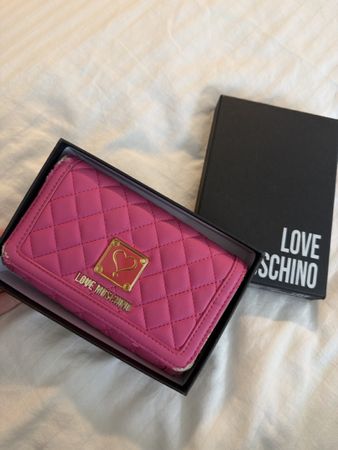 Portefeuille Love Moschino rose, avec boîte d'origine!