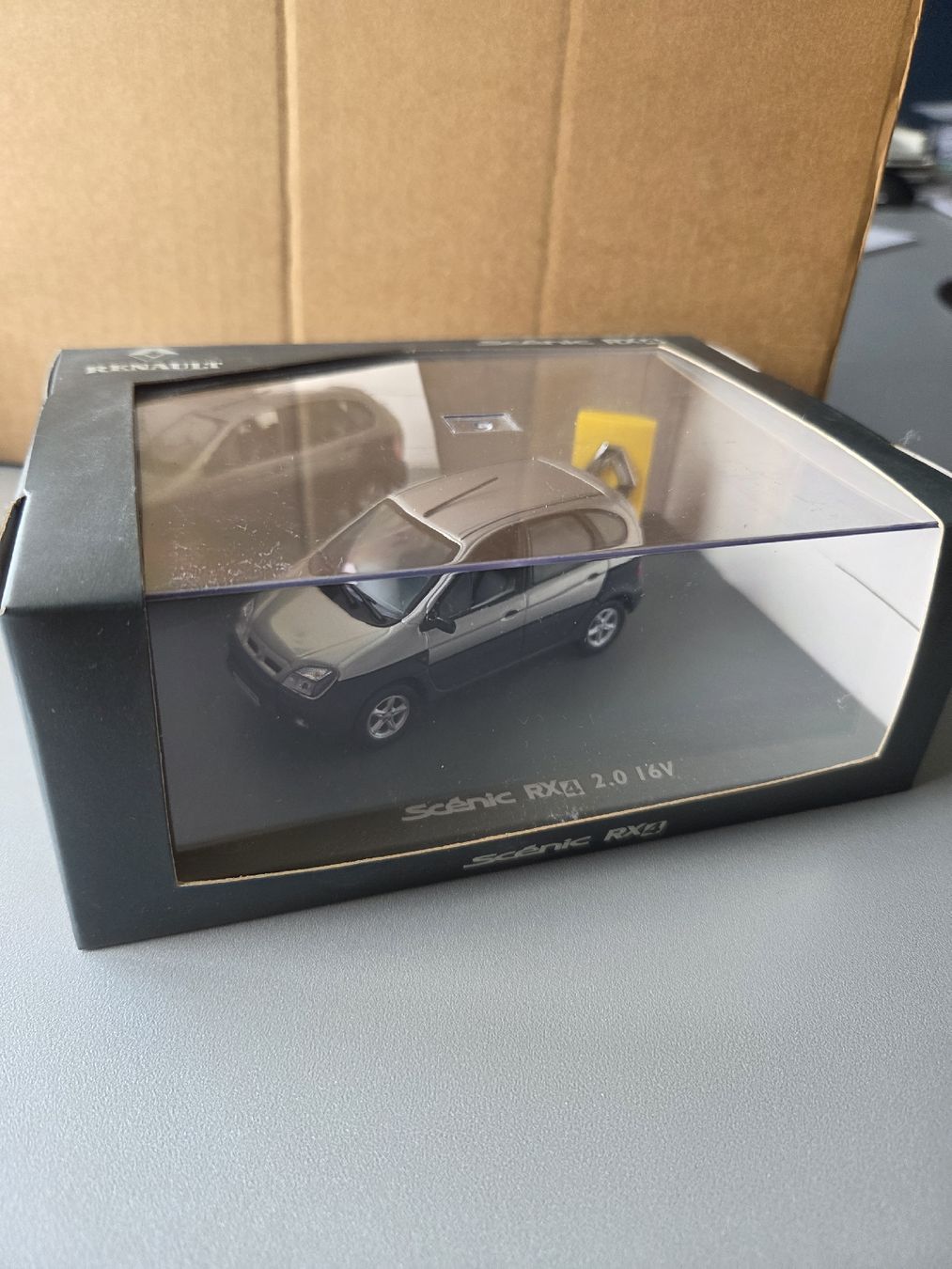 Modellini d'auto: Zu verkaufen – Nuovo e nell'imballaggio originale da Oberdorf NW venduto da Bergsicht13 2