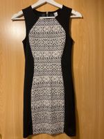 Schwarzes Sommerkleid mit Muster Gr. 34