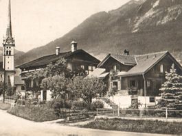ALPNACH Dorf: Bahnhofstrasse, Foto-AK Globetrotter ~1940