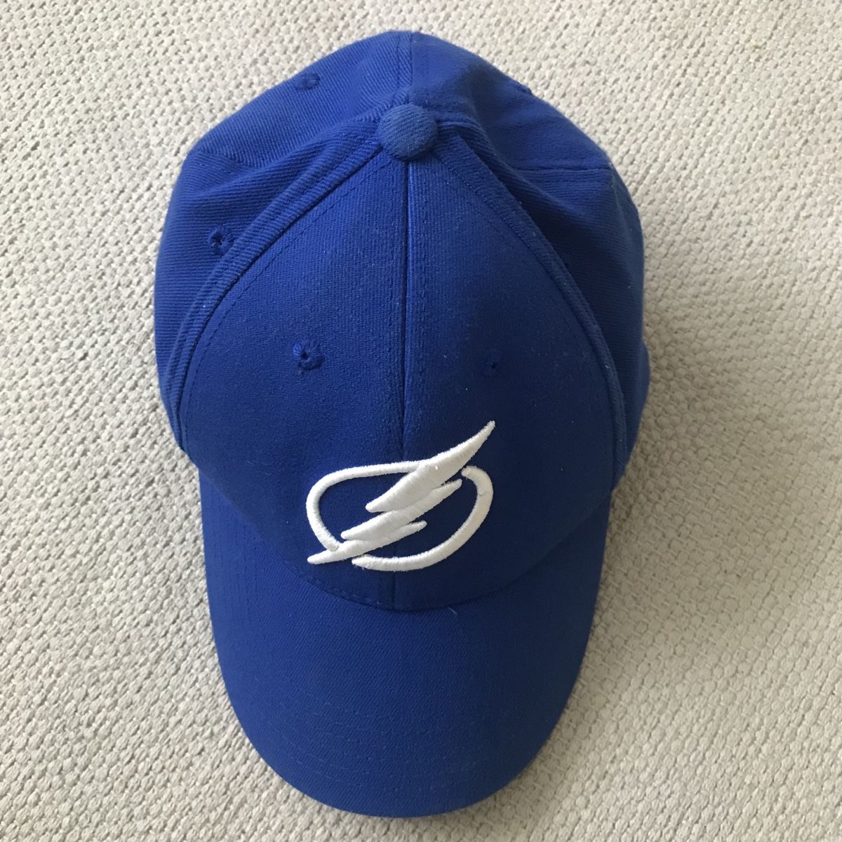 Altro in  Abbigliamento & Accessori: NHL Tampa Bay Lighting Cap – Usato da Langenthal venduto da mchmielu82 1