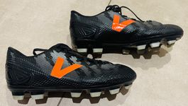 Junge Fussball Schuhe Victory Grosse 33 wenig getragen