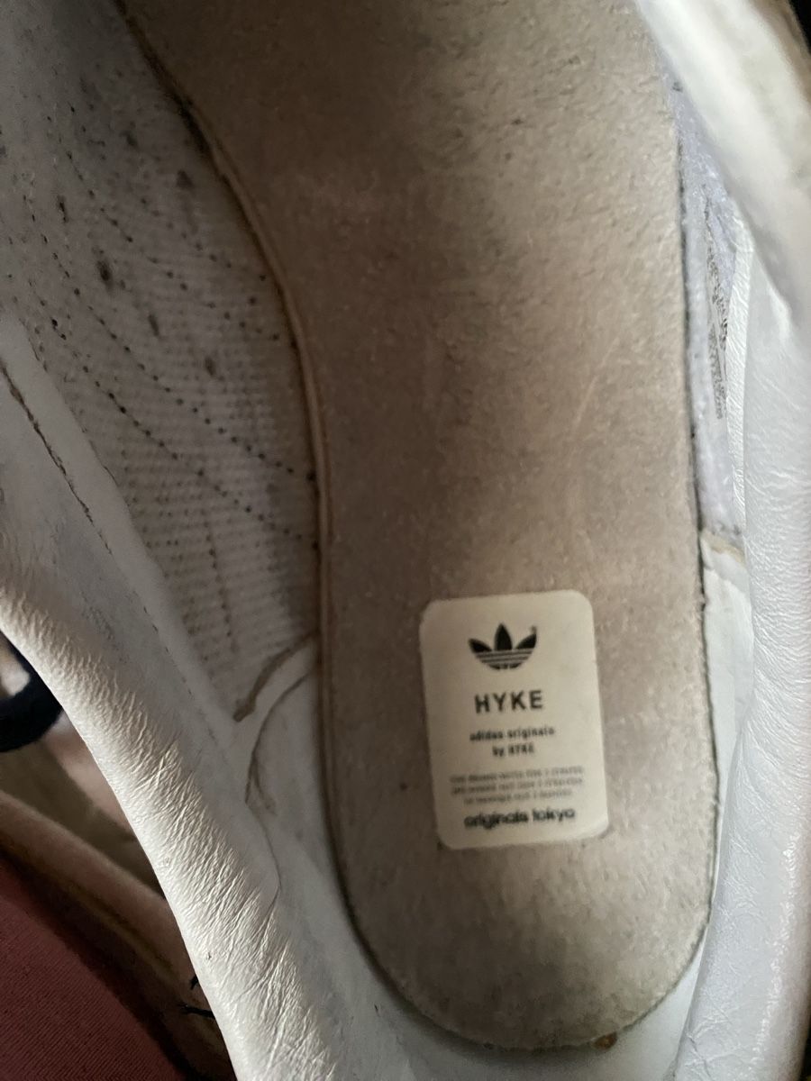 Adidas Scarpe da uomo: Adidas Superstar cuir by HYKE 42 – Usato da Geneve venduto da Monthoux13 7