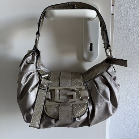 Rare GUESS Vintage Y2K Hand Bag from CHF 1!