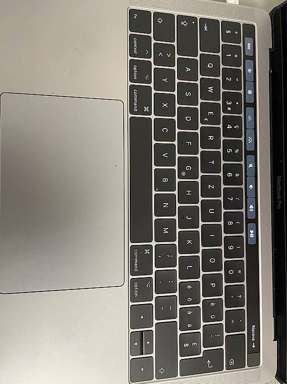 Notebooks: MacBook Pro Touch Bar – Gebraucht aus Sorengo von luc_bn68 2