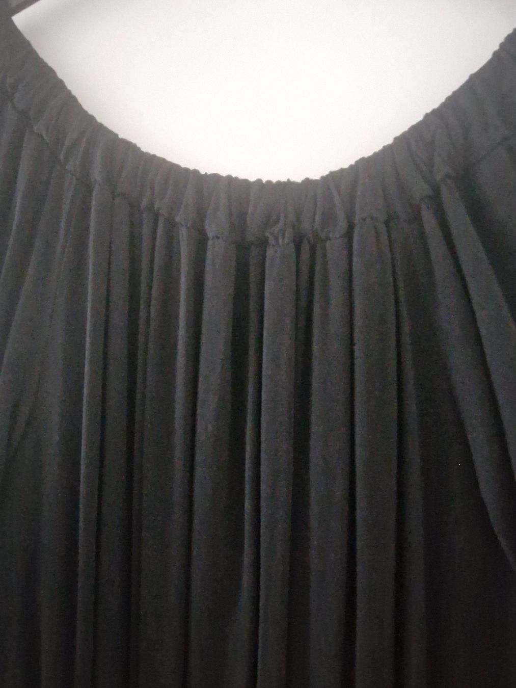 Vestiti: Schwarzes Sommerkleid mit Bändchen-Ärmeln Gr. l – Usato da Ottenbach venduto da Claurin 2