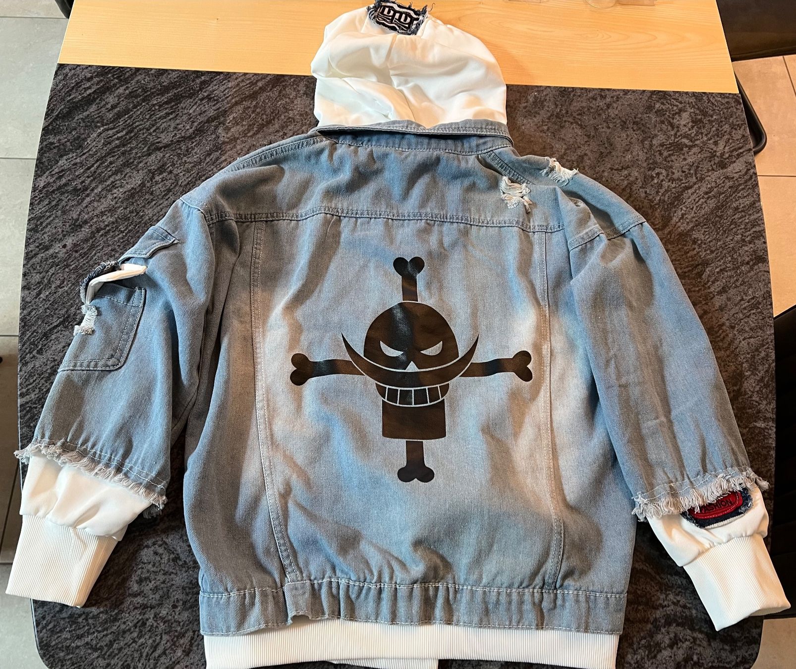 Giacche: Jeansjacke Gr. M – Usato da Münchenbuchsee venduto da dani1113 2