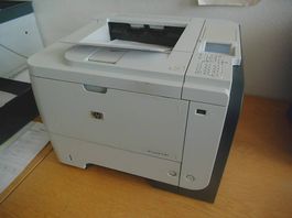 Drucker Laserdrucker (schwarz) HP P3015 mit ghost printing