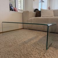 Glas Couchtisch gebogen geformt guter Zustand