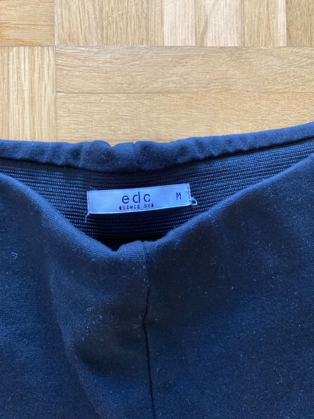 Pantaloni: Hose – Usato da Muttenz venduto da and_dx9w 1