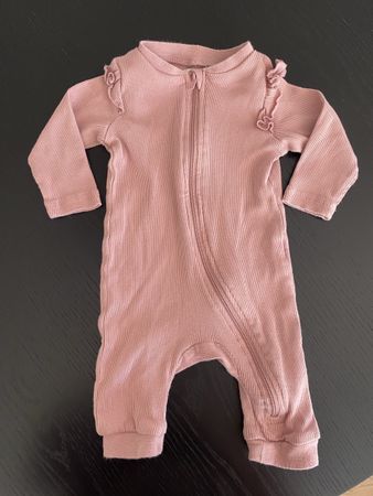 Strampler Gr. 62 Sinsay Baby rosa