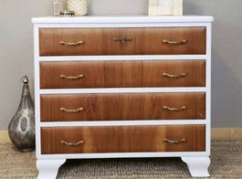 Antike Kommode aus Holz weiss-braun gebraucht</div>