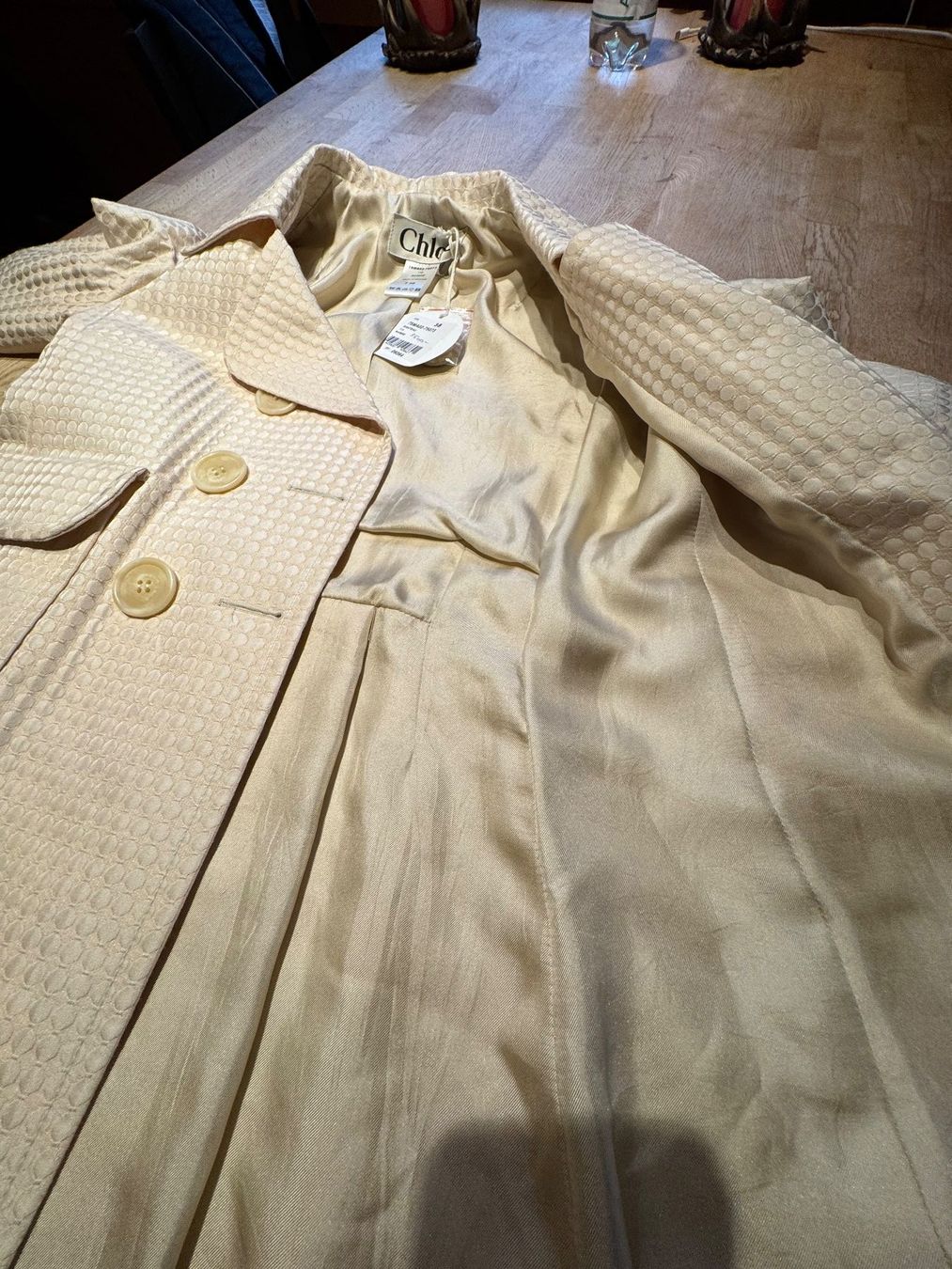 Chloé Mäntel: Chloé Rare 2007 Polka Dot Trench Coat – Gebraucht aus Grund b. Gstaad von ReLuxe 6