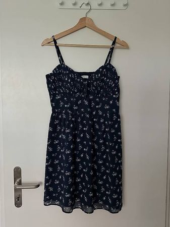 Hollister Blumenkleid Dunkelblau Gr. M