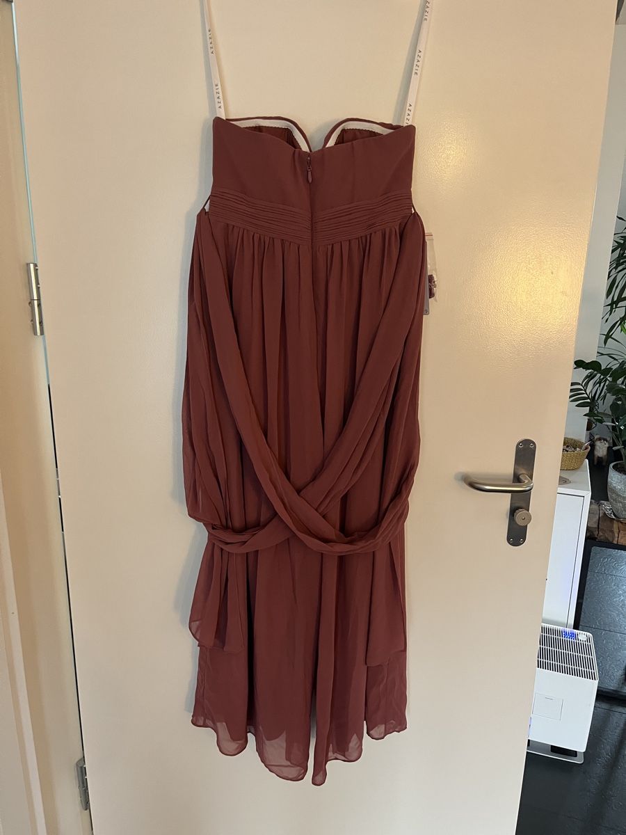 Tute: Wandelbarer Jumpsuit schulterfrei – Nuovo e nell'imballaggio originale da Aarau venduto da deborahlaura 1