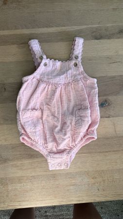 NEXT Baby Romper Musselin rosa Gr. 68 3–6 Monate