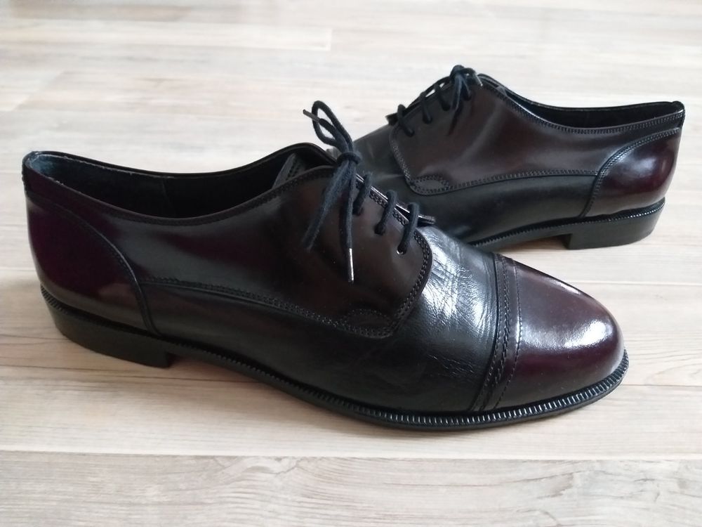 Chaussures Plates En Cuir Femme Bally - Taille US 9, Noires, Neuves Sans Emballage