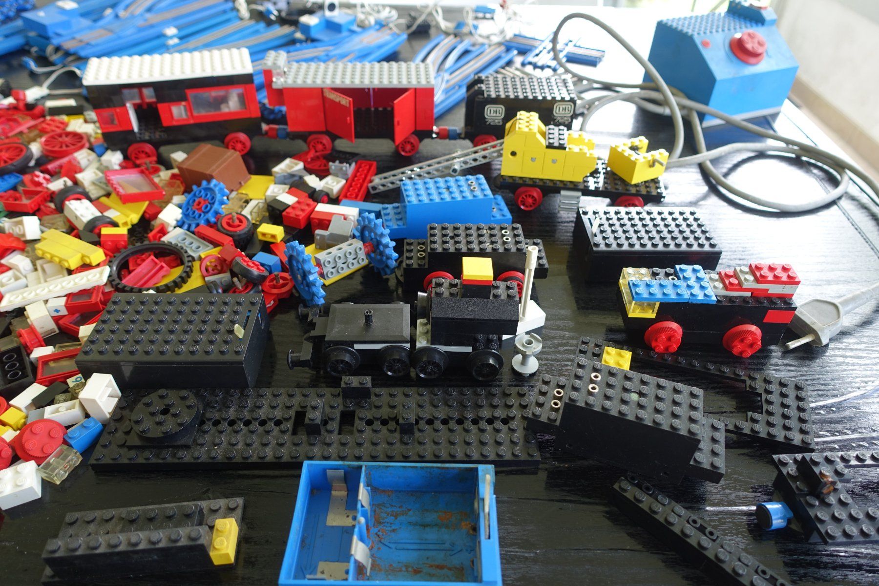 Lego Giocattoli: Lego-Eisenbahn 4,5 Volt mit Zubehör – Usato da Belp venduto da Mazarron58 4