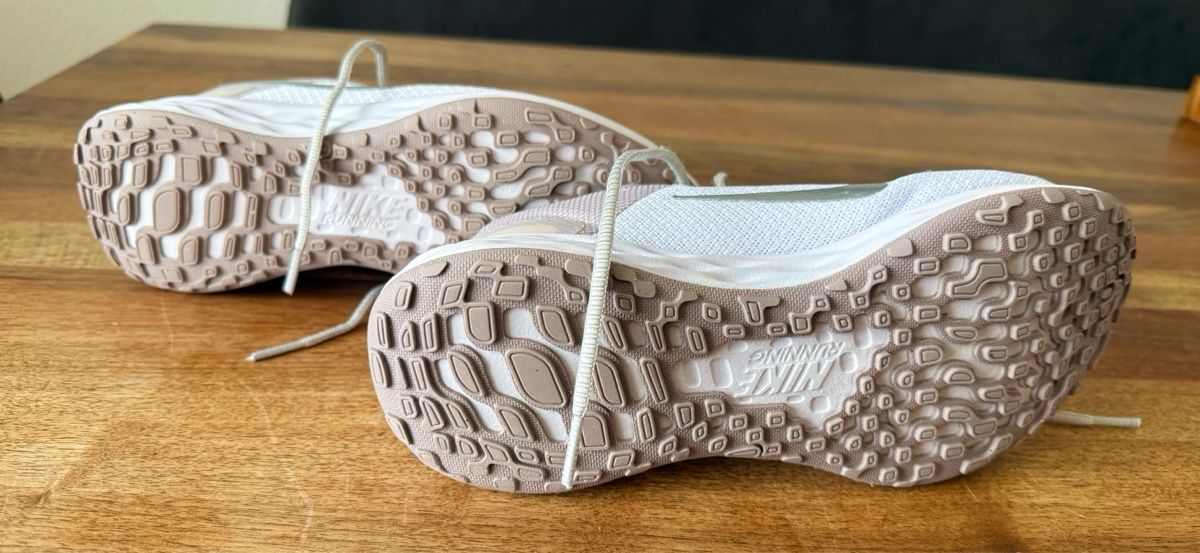 Nike Scarpe per ragazze: Nike Sport/Running Schuhe Grösse 38.50 – Usato da Horgen venduto da adr_6ynz 8