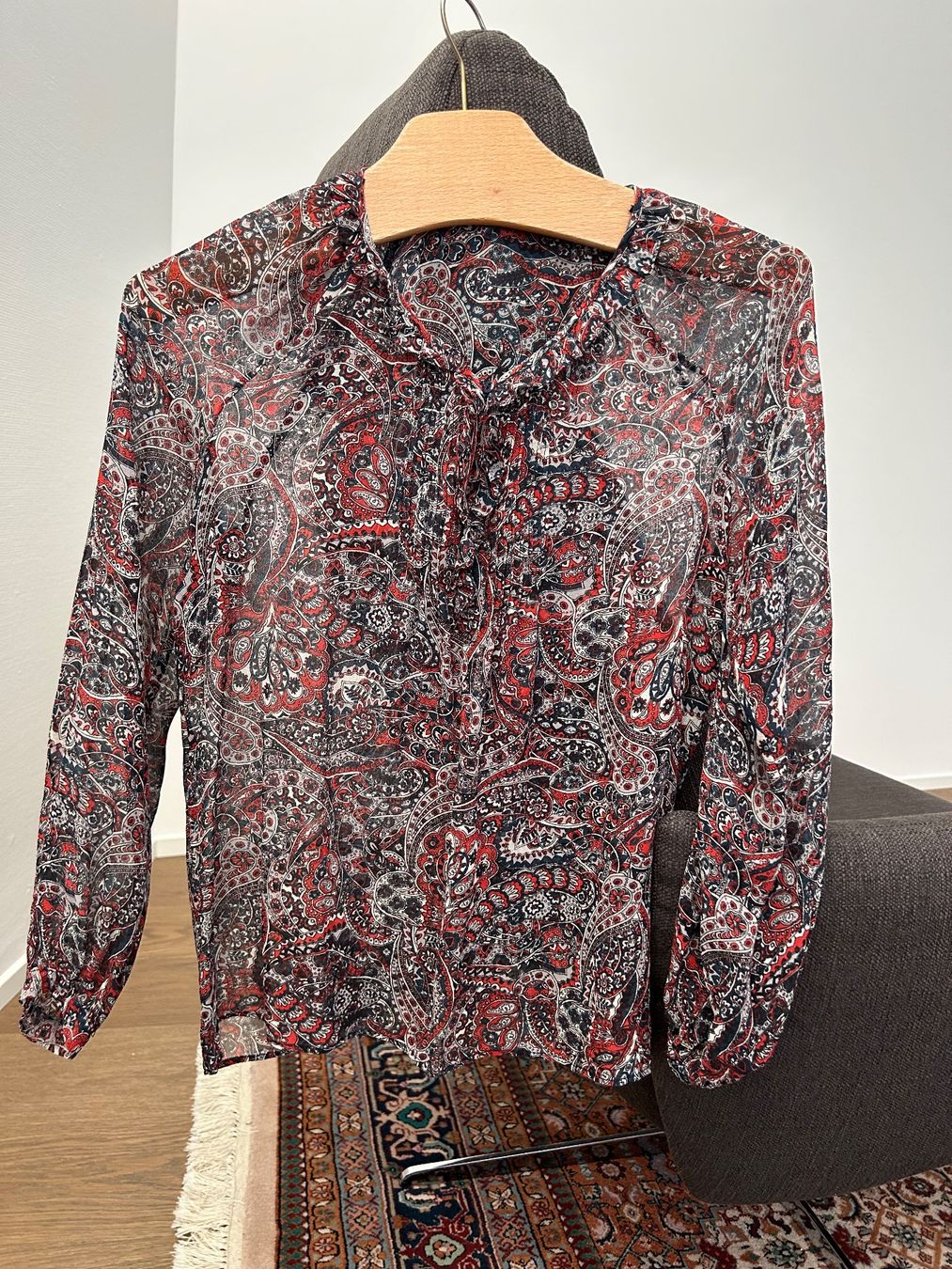 Gérard Darel Camicette: Gerard Darel Silk Blouse Size S-M – Usato da Erlenbach ZH venduto da Syssi_C 1