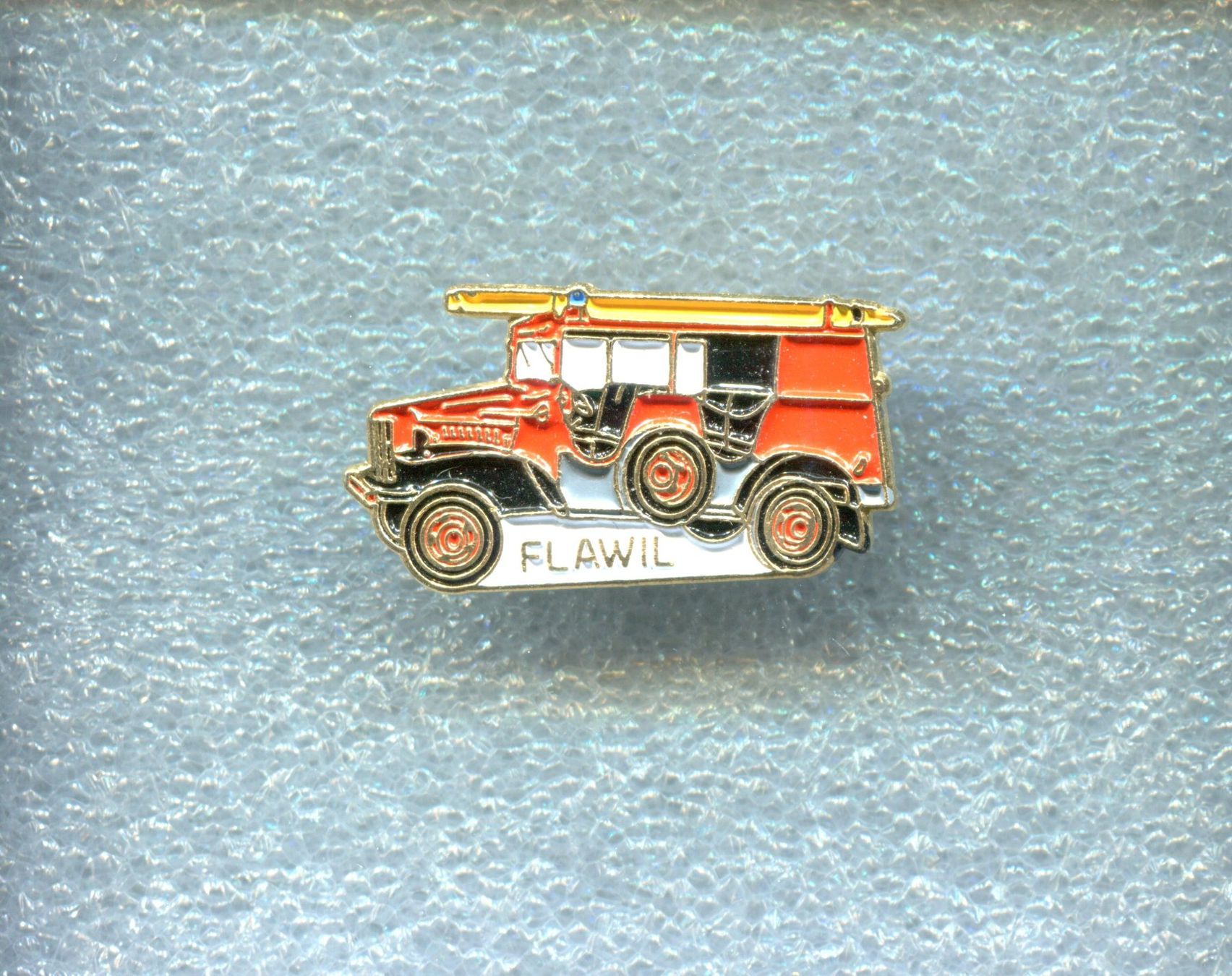 Placchette & Badge: FEUERWEHR  Flawil – Usato da Winterthur venduto da Sammleroase