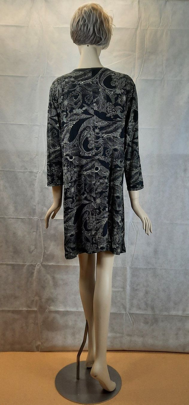 Kleider: Midi Kleid gemustert schwarz weiss Gr. 44 – Neu (gemäss Beschreibung) aus Seuzach von VT-Collections1 4