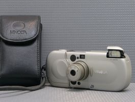 Minolta Vectis 2000 APS-Filmkamera 22.5-45mm Lens+ Lederetui