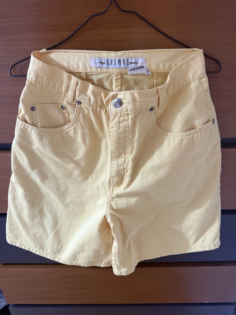 Pantaloni: Vintage Bermuda – Usato da Neerach venduto da the_modern_mini
