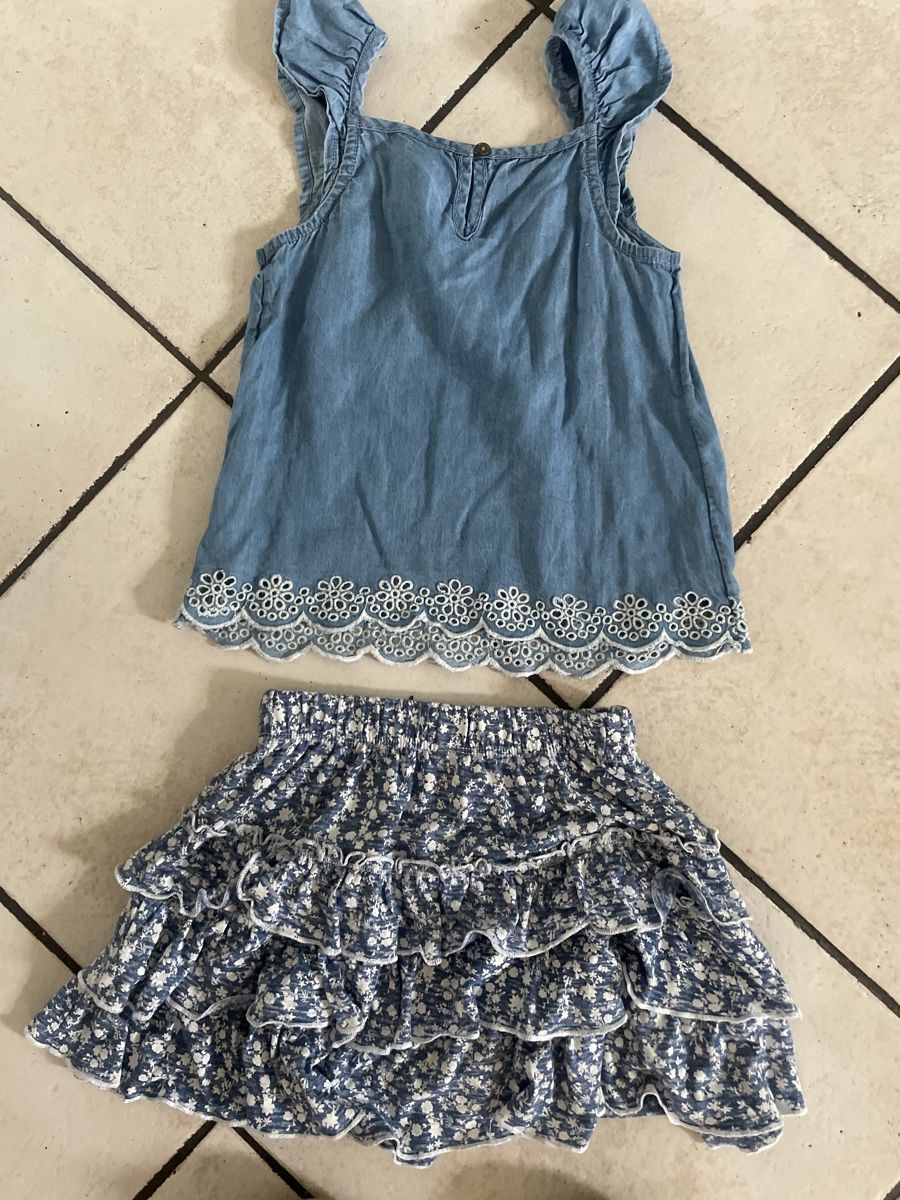 C&A Lotti & Set di vestiti: Süsses Orchestra/C&A Sommerset Gr.110 – Usato da Obergerlafingen venduto da cabo4 1