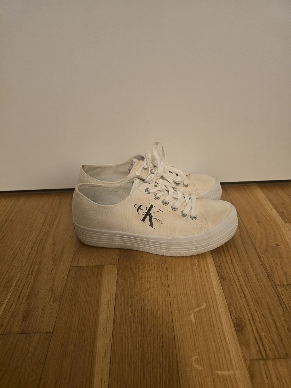 Scarpe da donna: Calvin Klein Schuhe – Usato da Niederbipp venduto da Tiffany1771