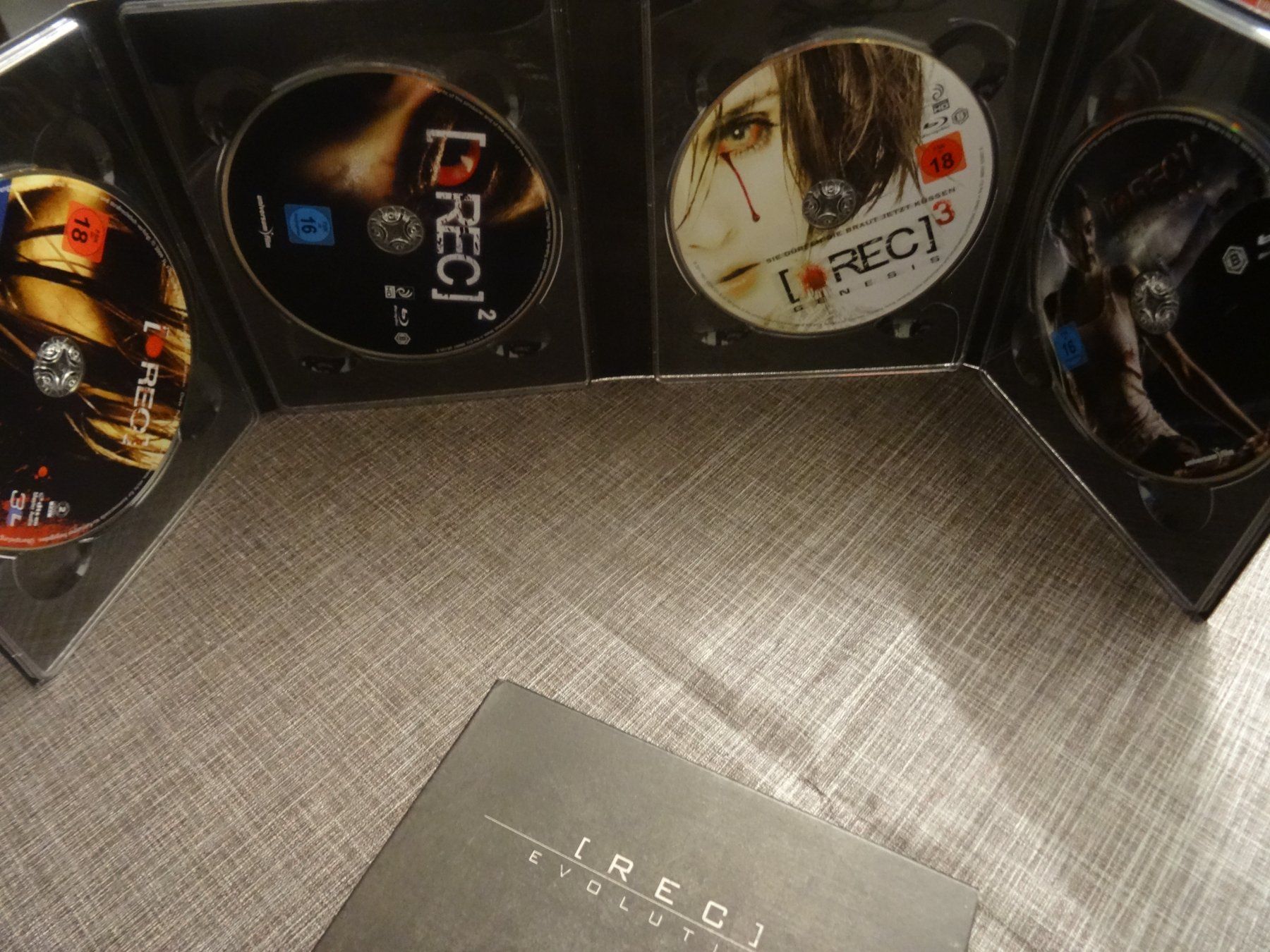 Tutti i DVDs: [REC] REC Evolution Box Komplett - Horror Blu-ray Collection – Usato da Olten venduto da Disc-Verkauf 2
