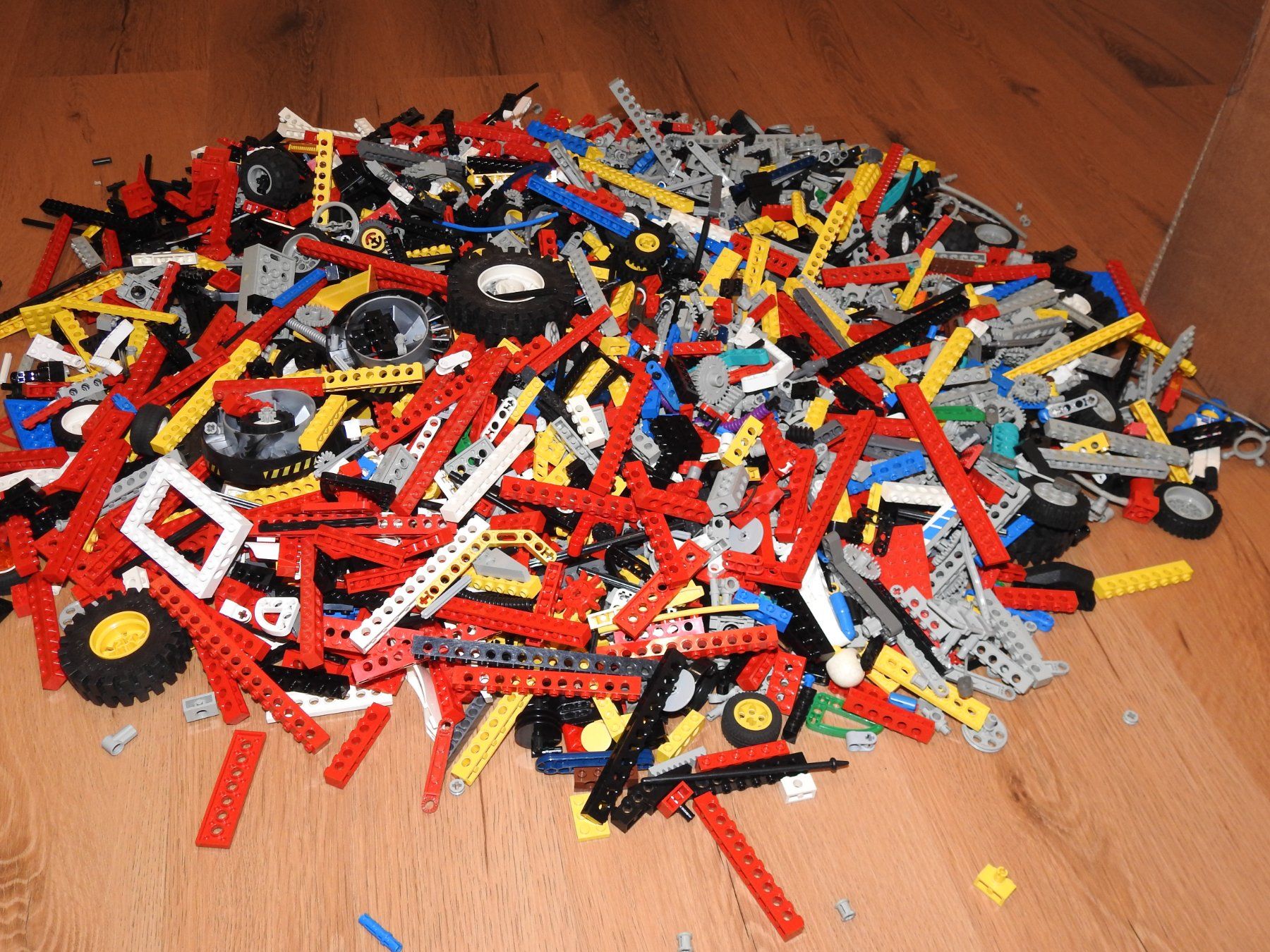 Lego Jeux de construction: 6 kg Lego Technikteile – D'occasion à St. Stephan par _Elur_ 2