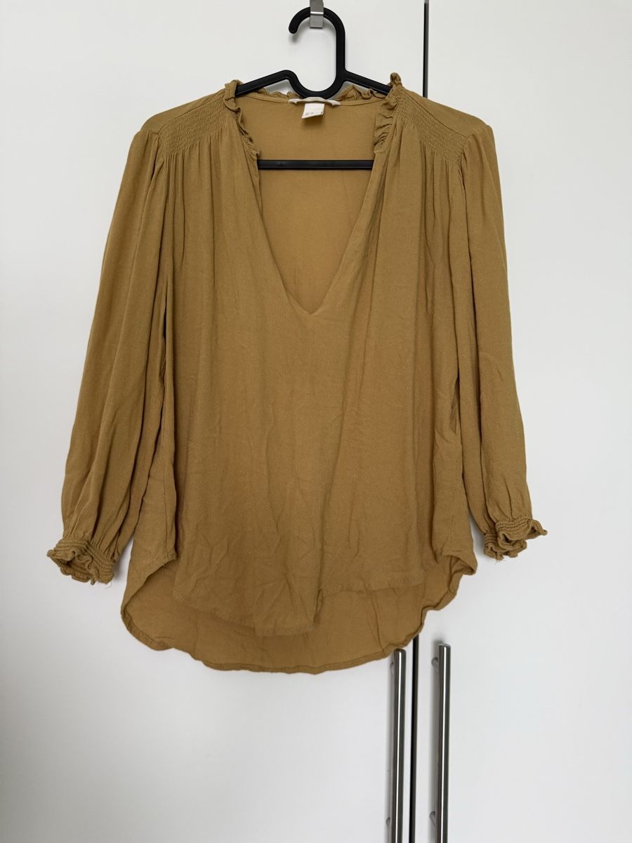 H&M Camicette: H&M Bluse, Gr. 40, Senfgelb, V-Ausschnitt – Usato da Olten venduto da smashbox