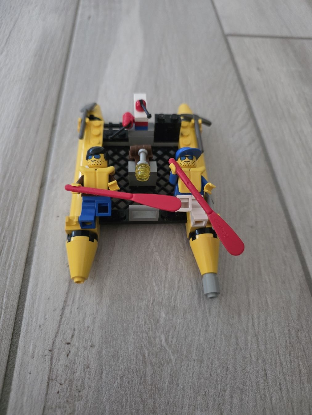 Lego Giocattoli: Lego Gelbes Schlauchboot – Usato da Dorf venduto da Echo_Elements 1