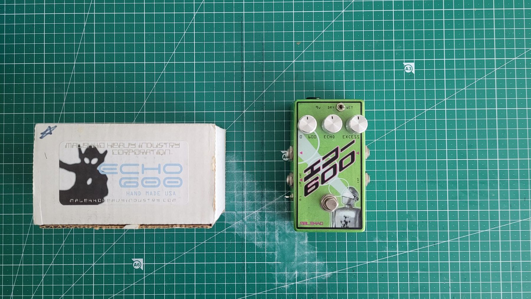 Strumenti musicali: Malekko Echo 600 Dark - fabriqué à la main - rare – Usato da Noville venduto da 2-D
