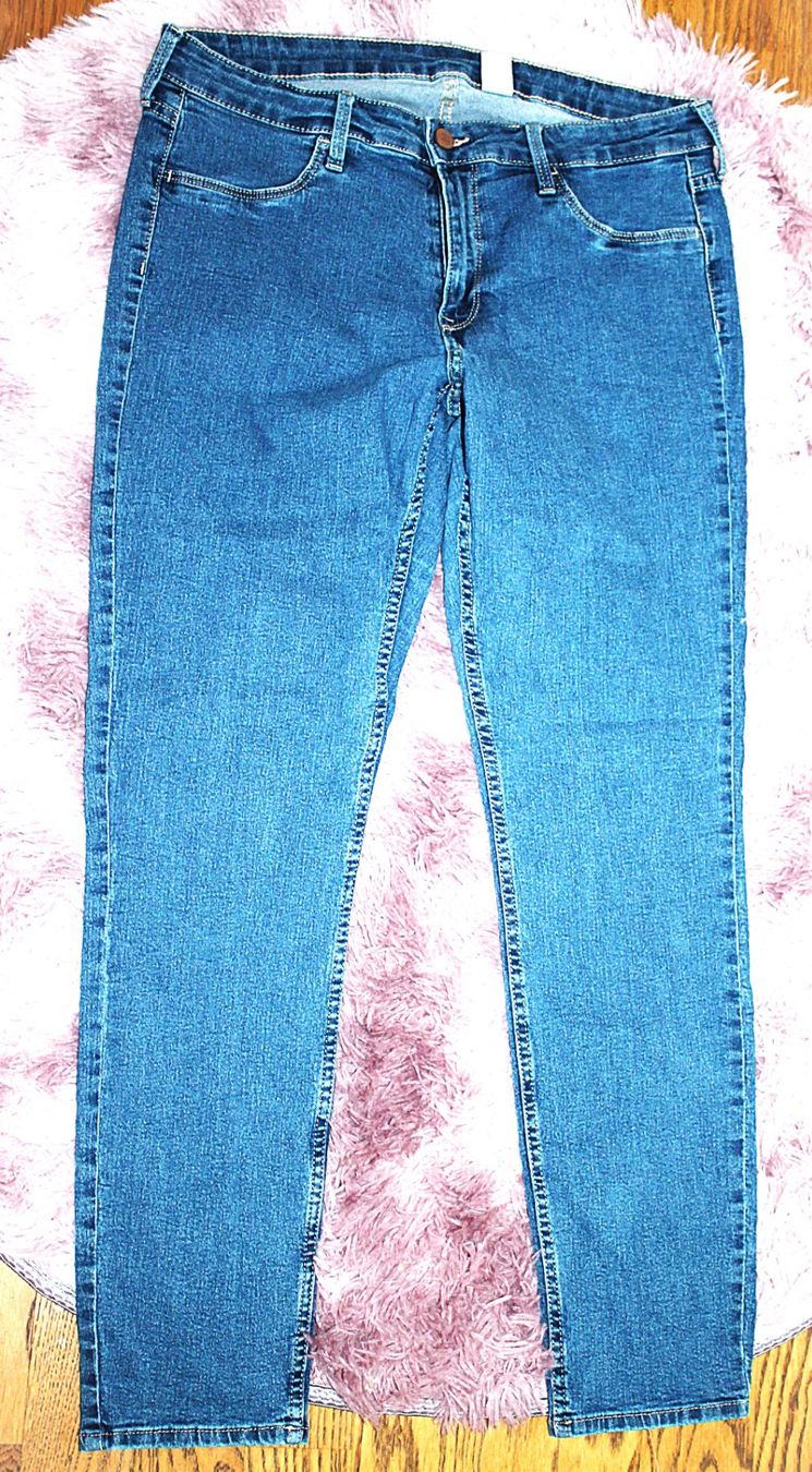 Jeans: Lässige Jeans 🎀 Denim – Neu (gemäss Beschreibung) aus Hüttwilen von pinti55