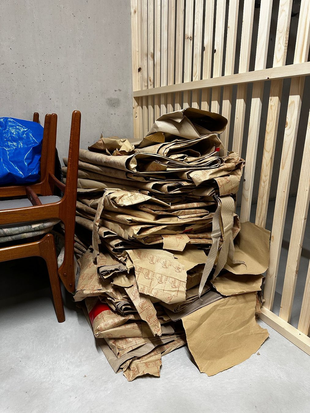 Cartons: 63 Umzugskartons + Packpapier + Bubble Wrap – D'occasion à Horgen par mar_lc79 2
