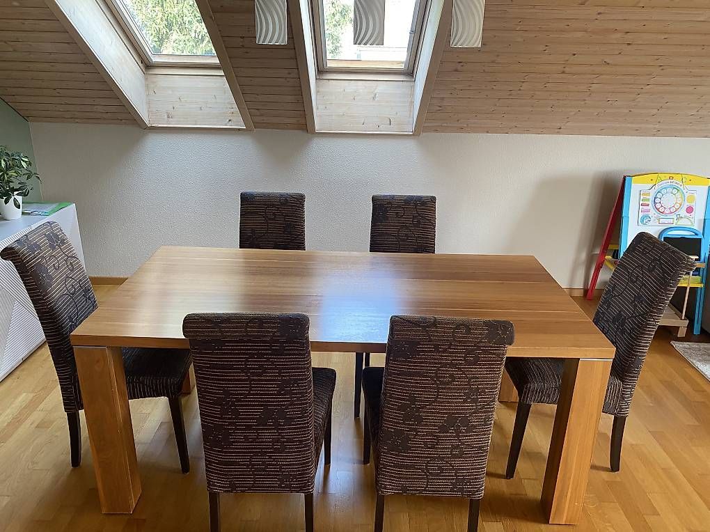 Tische:  Esstisch mit 6 Stühlen – Gebraucht aus Wädenswil von cla_xq7z