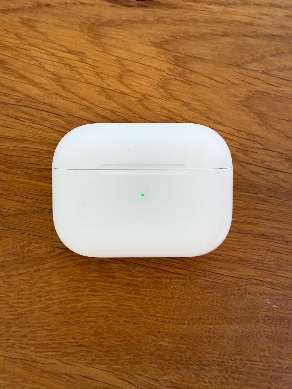 Apple Cuffie: APPLE AirPods Pro 2 Charging Case – Usato da Lausanne venduto da Nine1982 4