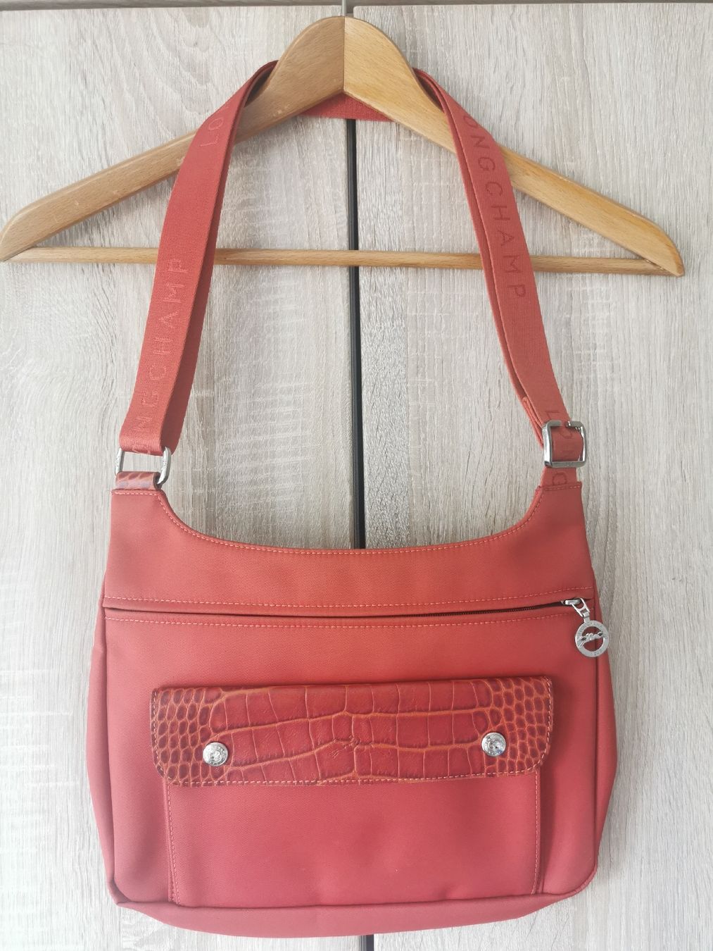 Longchamp Borse da donna: Longchamp Damen Tasche  – Usato da Schlieren venduto da vlalif