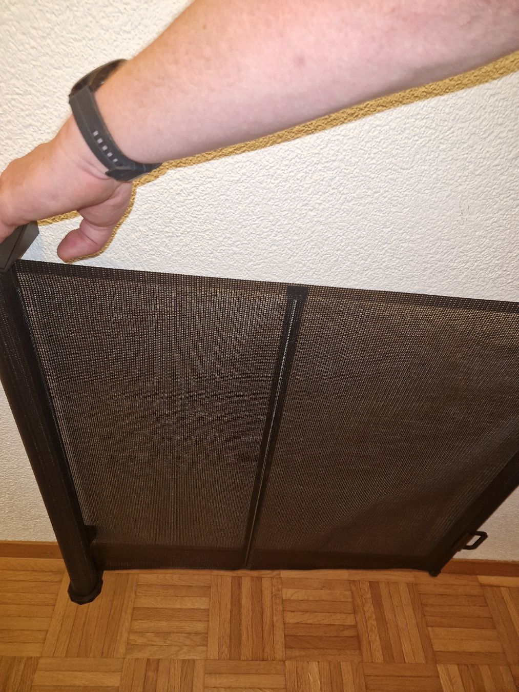 Sicherheit: Schwarzer Treppenschutz, einziehbar, 180cm – Neu (gemäss Beschreibung) aus Etzwilen von mue_mm76 7