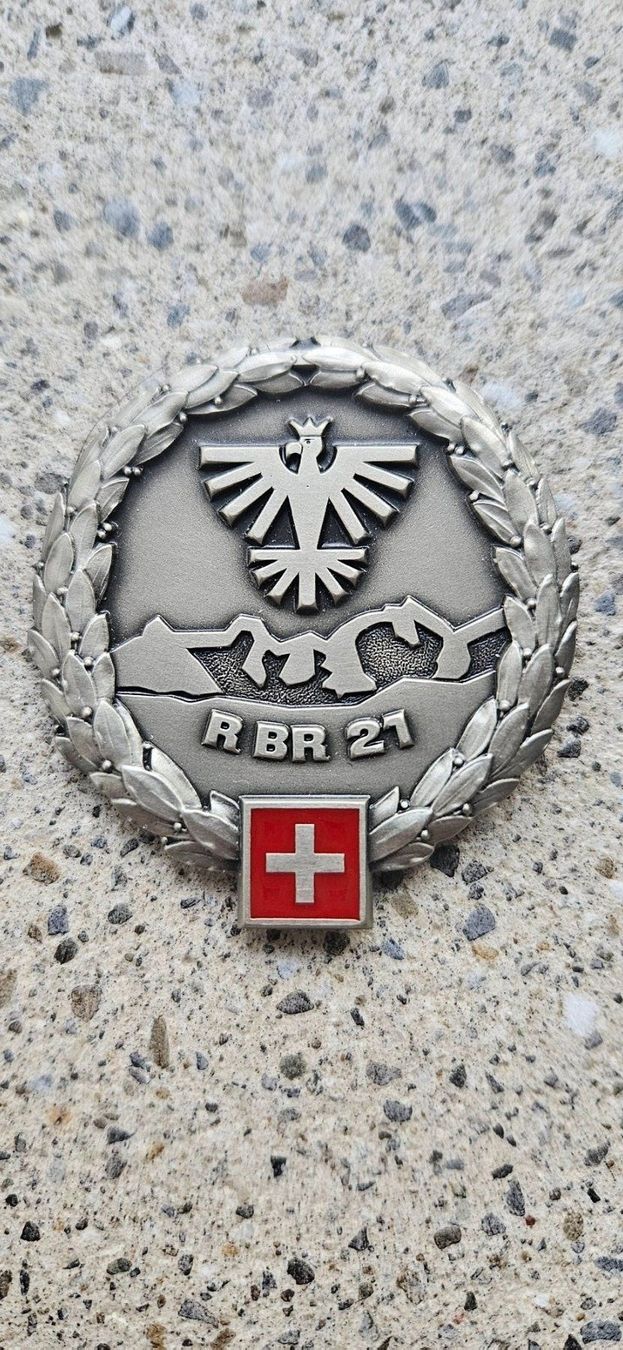 Schweizer Armee Placchette & Badge: *** Beretemblem Silber Schweizer Armee *** – Nuovo e nell'imballaggio originale da Riedholz venduto da fr_sIruP