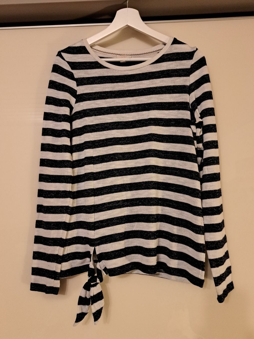 Maglioni & Felpe: 3er Set Damenpullover, Herbstfarben, Gr. S -M – Usato da Au (SG) venduto da mavi4114 1